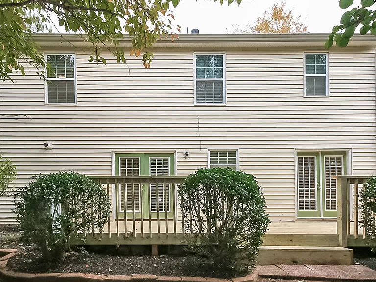 4379 Yellow Rose Dr — Photo 17