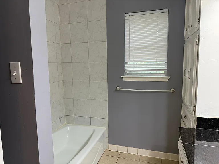 1404 E Vardeman Ave — Photo 15