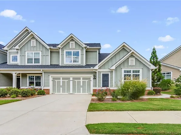 327 Cherokee Station Cir, Woodstock, GA 30188