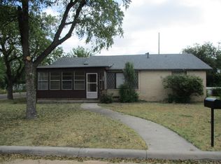 322 N Jackson St, San Angelo, TX 76901