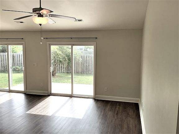 3rd image of 2058 Willow Creek Ln