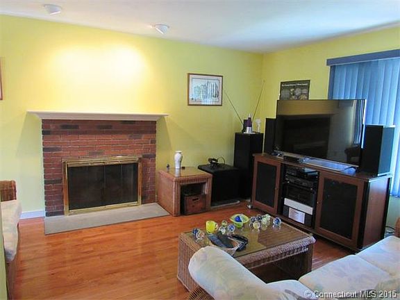 5th image of 40 Macintosh Ln #40