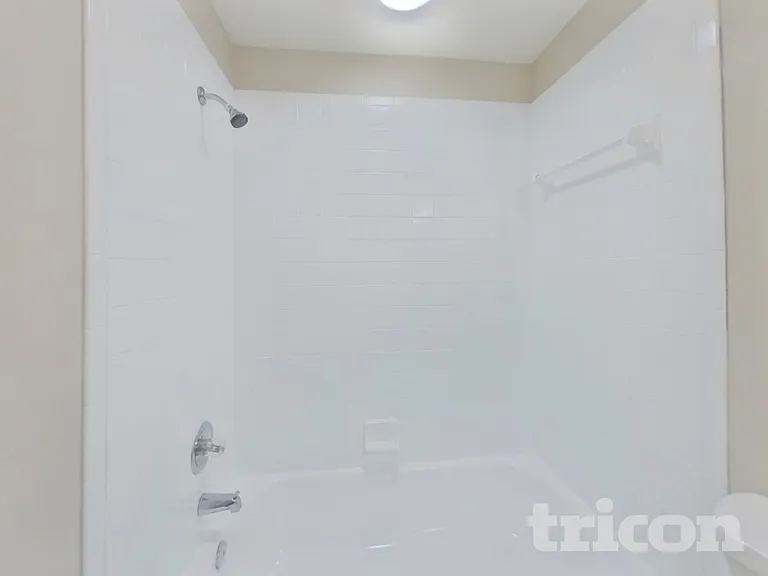 947 Sandywood Dr — Photo 8