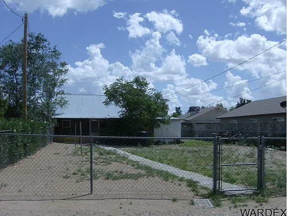 1st image of 2440 Wallapai Ave