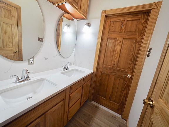 5th image of 3118 41st St APT 3