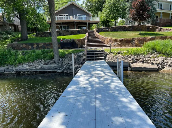 1417 Oakwood Dr, Albert Lea, MN 56007