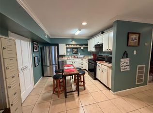 2808 Columbia St #A, Houston, TX 77008