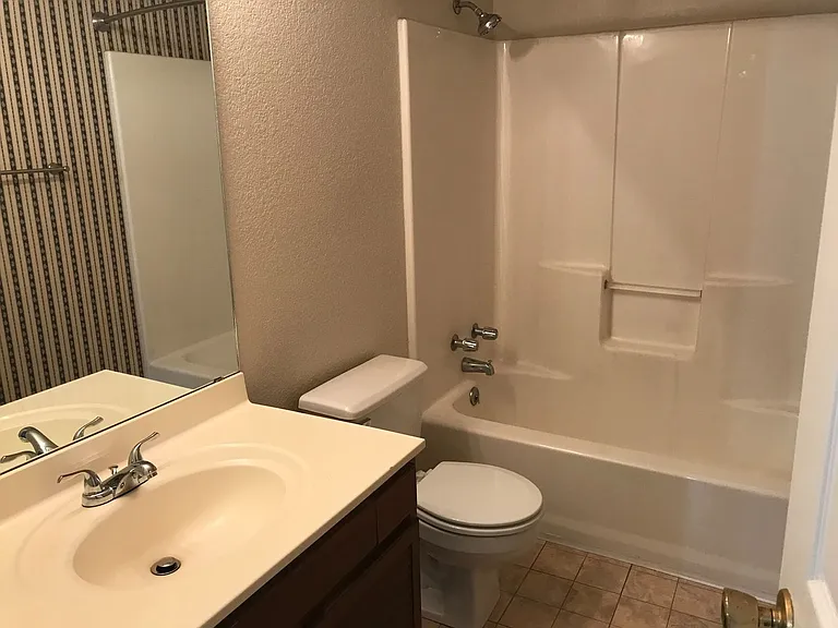 1633 Chachalaca Ln — Photo 12
