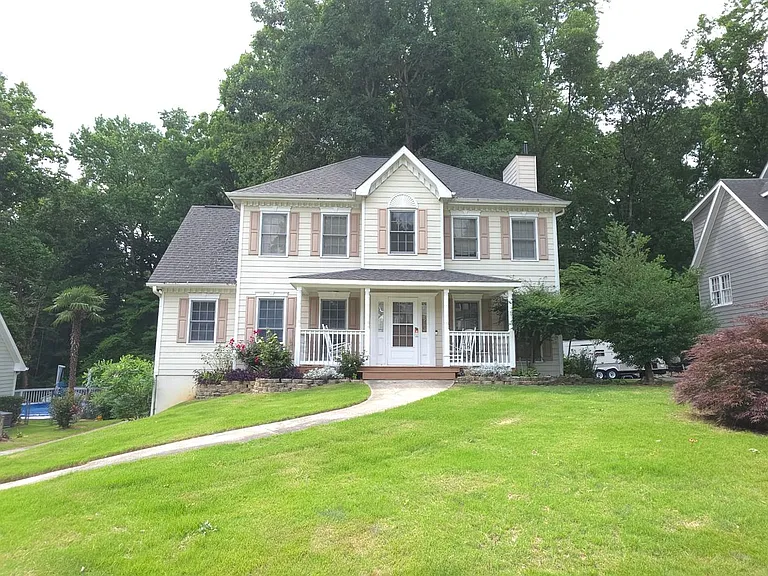 4910 Gold Mine Dr — Photo 2