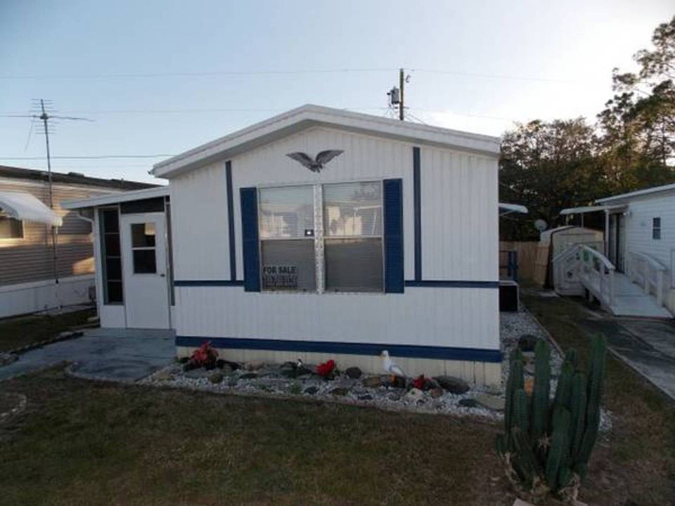 1st image of 212 Clairmar Cir