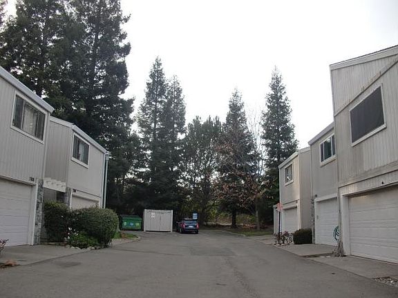 4th image of 7811 Wren Ln