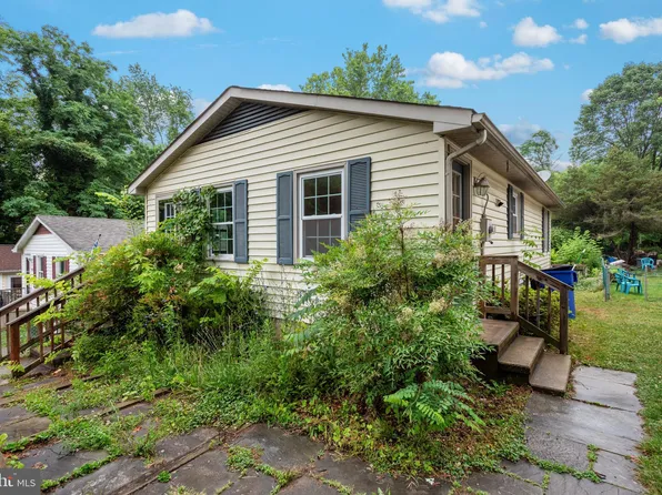405 E F St, Brunswick, MD 21716