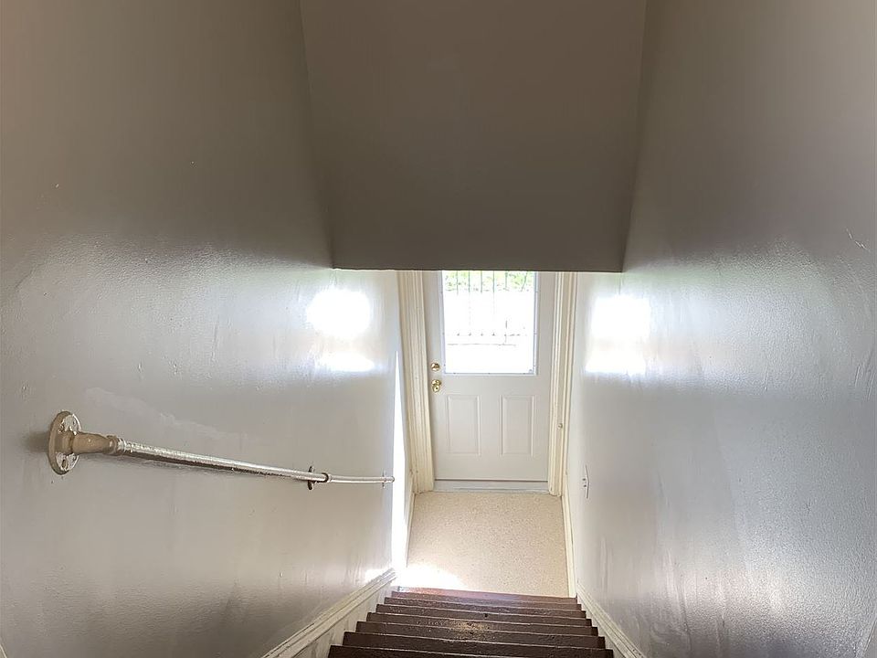 Entry Stairs