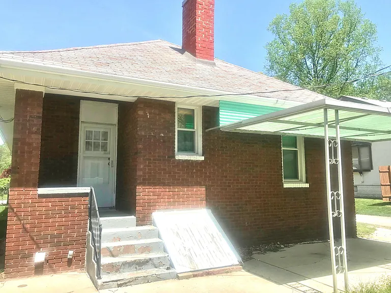 610 Hillsboro Ave — Photo 14