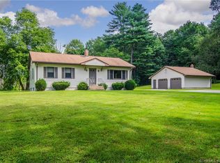 16 Attawaugan Crossing Rd, Killingly, CT 06241