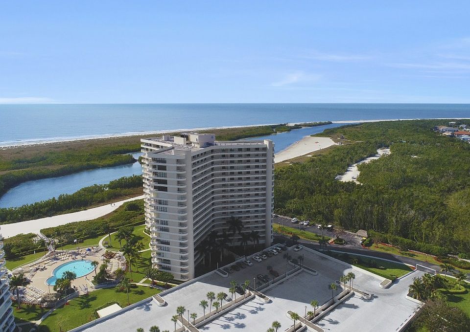 1st image of 440 Seaview Ct APT 1705