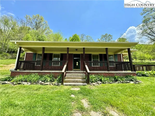 2725 NC Highway 194 S, Sugar Grove, NC 28679