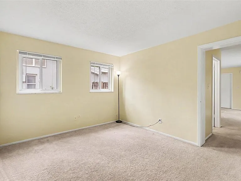 1520 Simmons Dr — Photo 10