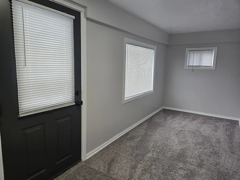 621 Geiger Ave SW — Photo 10