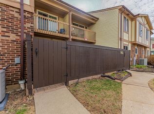 5G Fernwood Dr, Bolingbrook, IL 60440