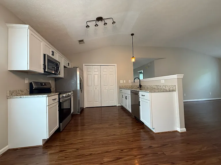 1132 Iron Lace Ct — Photo 7