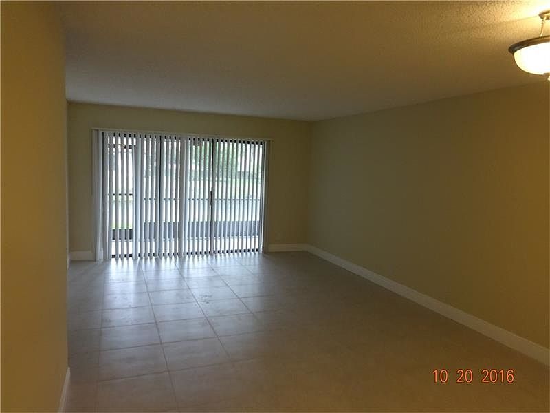1st image of 4321 Carambola Cir N