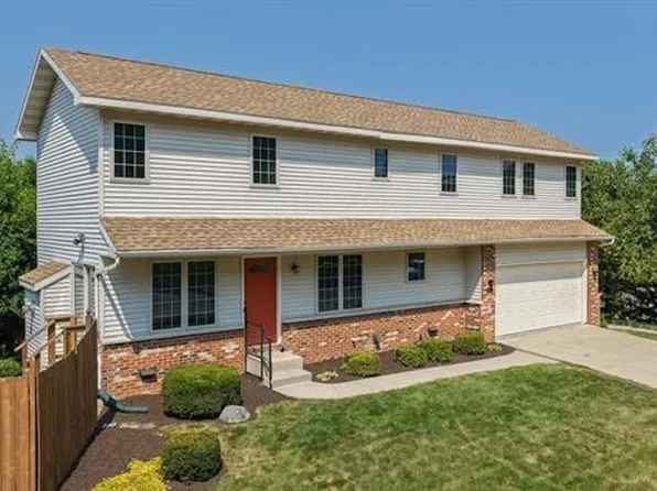 1038 N Thompson Dr, Madison, WI 53704