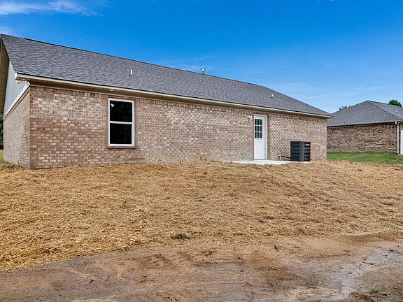 3rd image of 900 County Road 1459