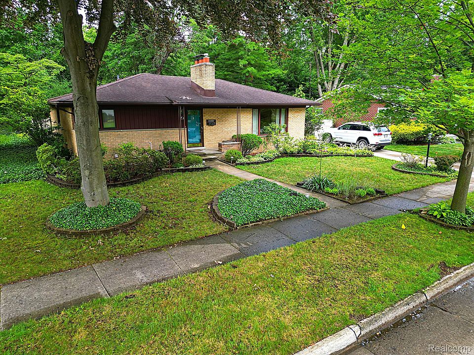 1st image of 33567 Michele St