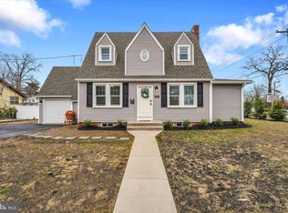 330 Hazel Ave, Delanco, NJ 08075