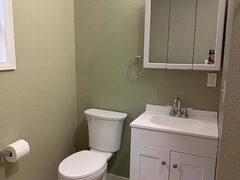 1941 Phillips Ave #1943 — Photo 8
