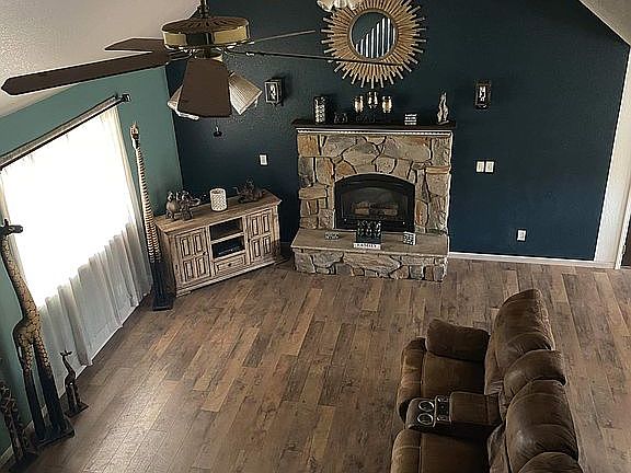 Main level living room