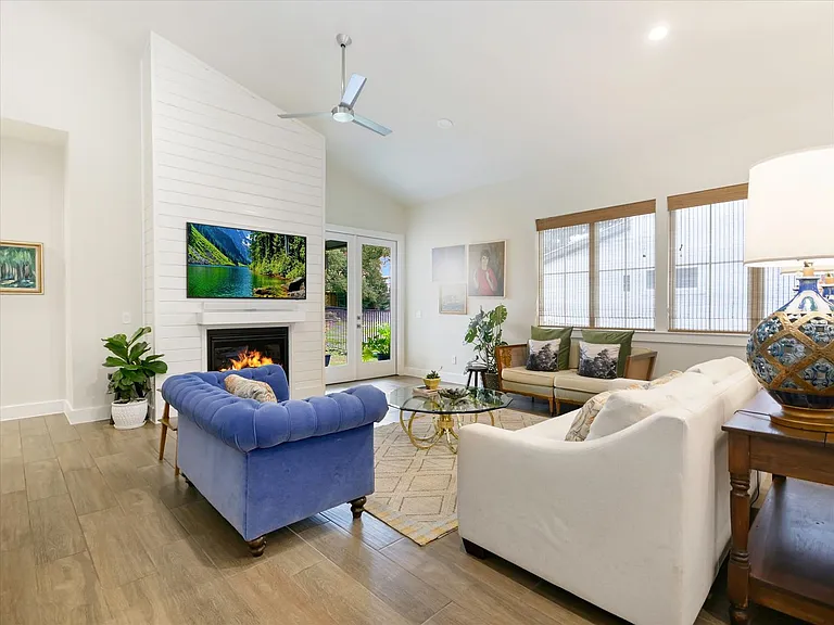 170 Bunker Ranch Blvd #16 — Photo 8
