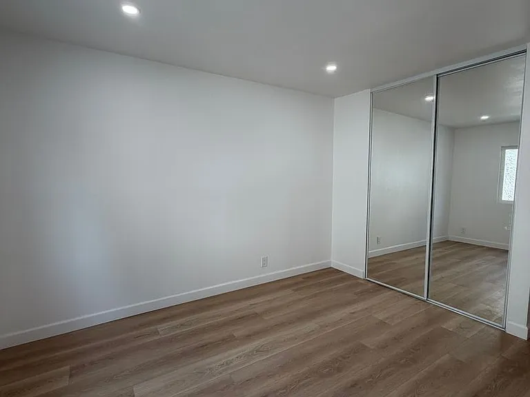 1088 San Gabriel Blvd — Photo 13