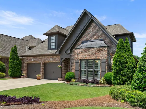 1628 Glen Cv, Vestavia, AL 35243