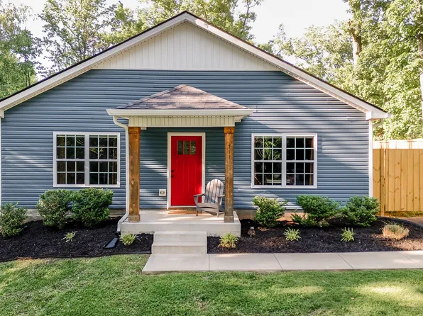 711 Ridgecrest Dr, Clarksville, TN 37040