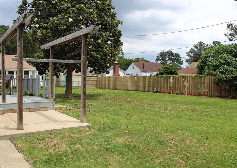 2nd image of 5533 Kilmer Ln