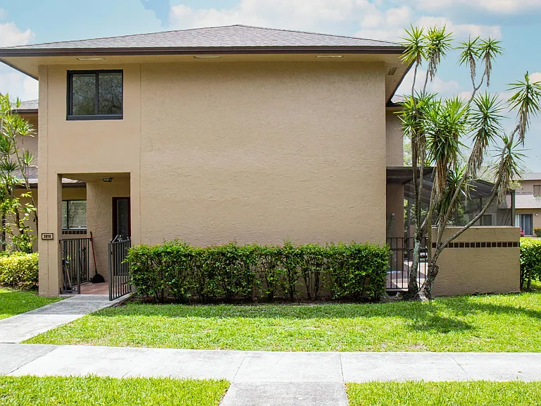3810 NW 23rd Ct — Photo 30
