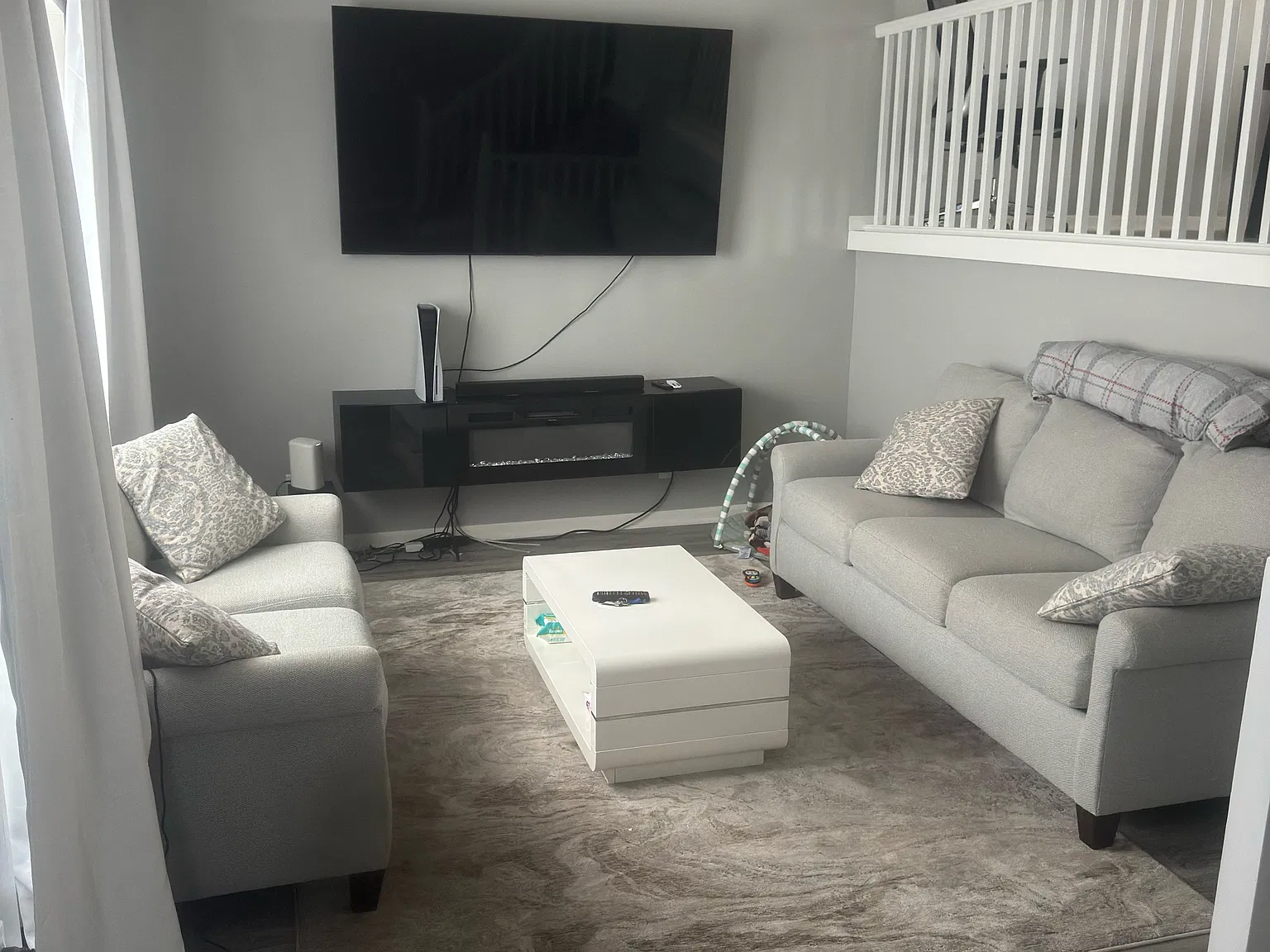 4 bed, 1353 sqft, $2,250 — Photo 3