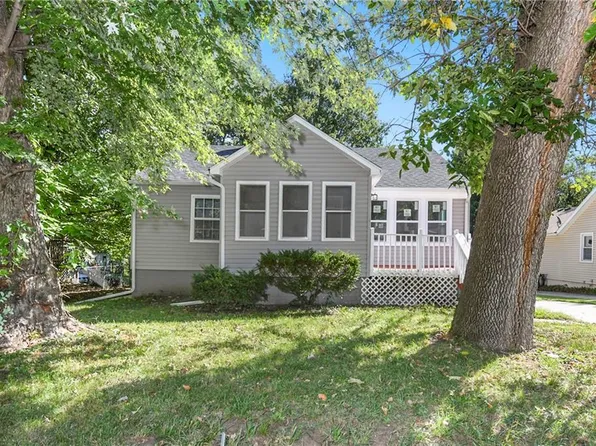 2207 S Ellison Way, Independence, MO 64050