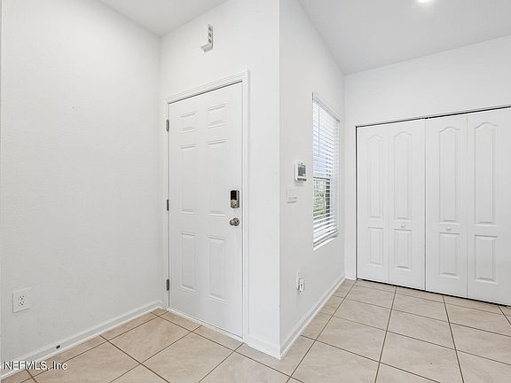4th image of 61 Playa De Luna Ln
