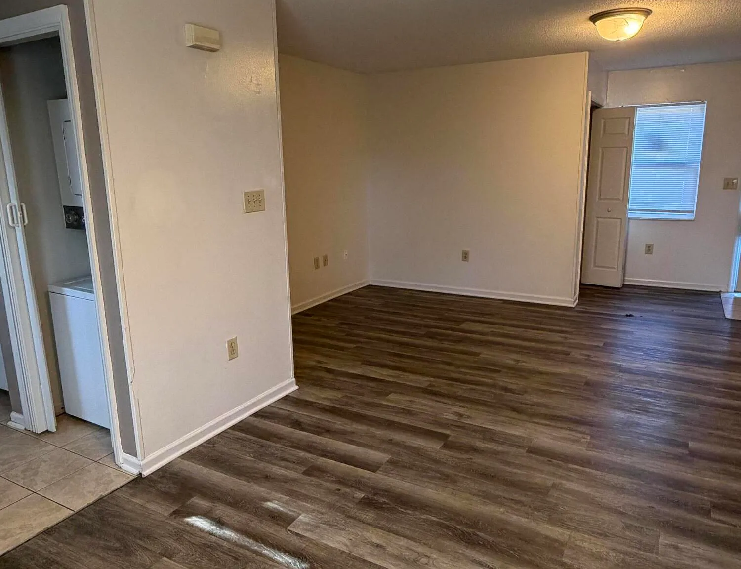 1 bed, 1.0 bath, $825 — Photo 3