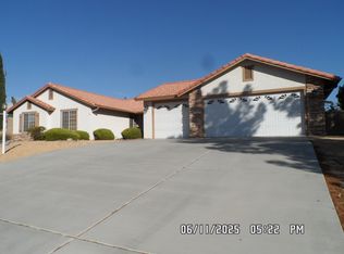 17785 Branding Iron Rd, Apple Valley, CA 92307