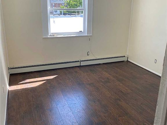 4th image of 413 Rockaway Ave