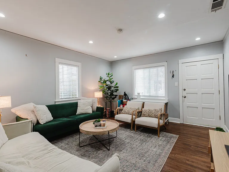 2251 Felspar St — Photo 3