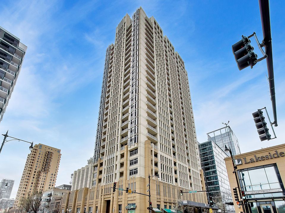 1st image of 1400 S Michigan Ave APT 1806