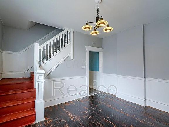 4th image of 165 S Princeton Ave