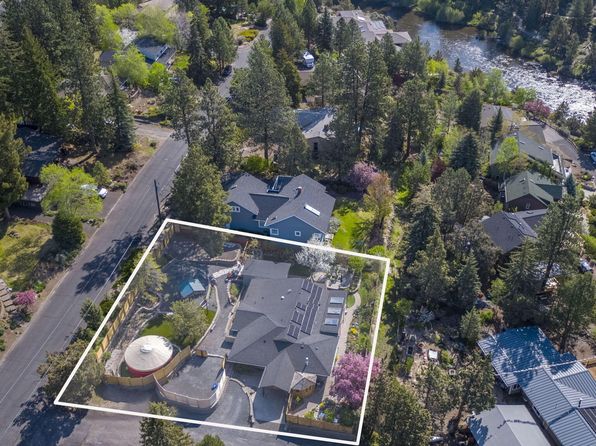 2244 2nd St, Bend, OR 97703