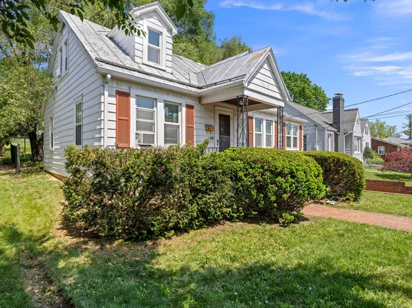 917 Chestnut Dr, Harrisonburg, VA 22801