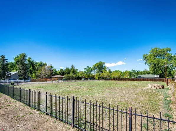 8021 W 52nd Avenue, Arvada, CO 80002